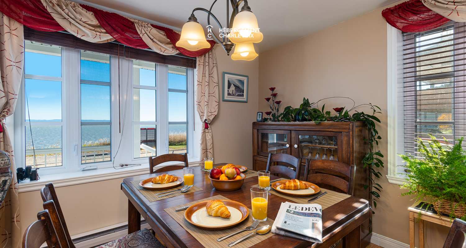 Le 1368 - Sublime St-Lawrence Riverside View